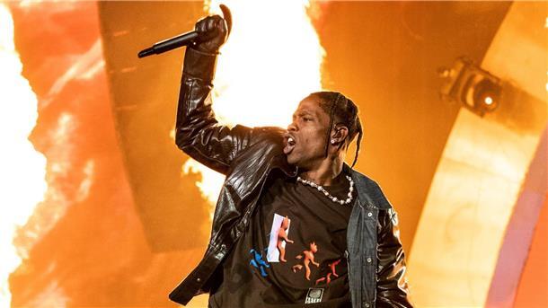 Kein Strafprozess gegen Rapper Travis Scott Travis Scott beim Astroworld-Festival.