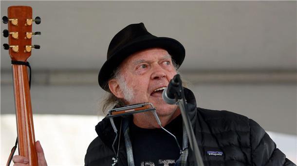Neil Young kehrt mit seiner Musik zu Spotify zurück Trotz einiger Vorbehalte - Neil Young ist wieder bei Spotify.