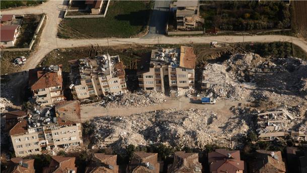 Sorge vor Infektionskrankheiten im Erdbebengebiet Trümmer im türkischen Hatay.