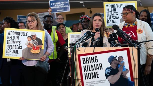 Gericht gibt Trump Atempause bei irrtümlicher Abschiebung Trump setzt bei der versehentlichen Abschiebung eines Salvadorianers auf eine harte Linie. (Archivbild)