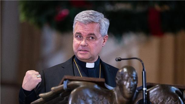 Erzbischof: AfD hat christlichen Glauben nicht verstanden Udo Markus Bentz ist der neu ernannte Erzbischofs von Paderborn und er hat eine klare Meinung zur AfD.