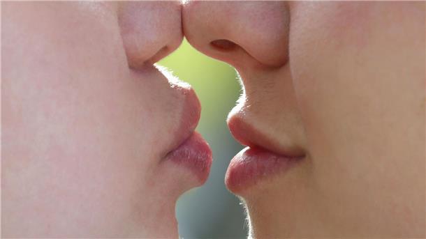 Über Online-Dating versuchen in Deutschland 20 Millionen Menschen die Liebe zu finden. (Illustration)