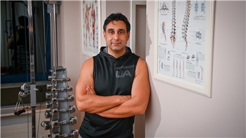 Ugur Aktas ist Physiotherapeut in Bremerhaven mit eigener Praxis. Er sucht Fachkräfte für seinen Betrieb in der Türkei.