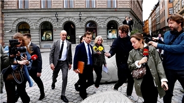 Ulf Kristersson (M), Vorsitzender der Moderaten Sammlungspartei, trifft am schwedischen Parlament ein.