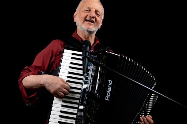 Ulli Torspecken gibt am Sonntag ein Konzert im Elsdorfer Hof.