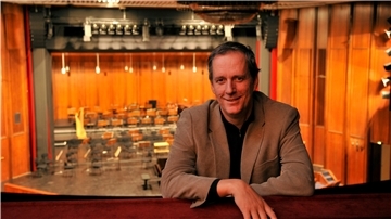 Ulrich Mokrusch, Intendant des Stadttheaters Bremerhaven, blickt auf ein Jahr im permanenten Ausnahmezustand zurück.