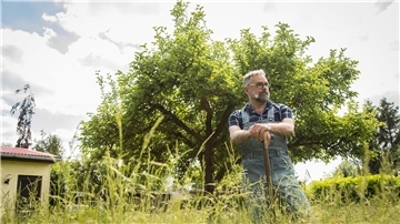 Umgraben muss man den Garten nicht, um herauszufinden, welche Bodenart man „beackert“. Wissen sollte man es schon.