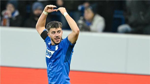 Umut Tohumcu jubelt über den späten Ausgleich für Hoffenheim 
