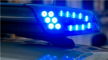 Unbekannte beschädigen Zigarettenautomaten – später erwischt die Polizei einen Drogenfahrer