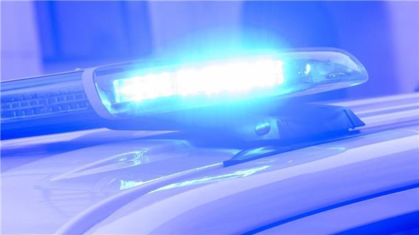 Staatsschutz ermittelt wegen antisemitischer Schmierereien Unbekannte haben antisemitische Sprüche in der Nähe der Oldenburger Synagoge unter anderem an ein Tor geschmiert. Nun ermittelt der Staatsschutz. (Symbolbild)
