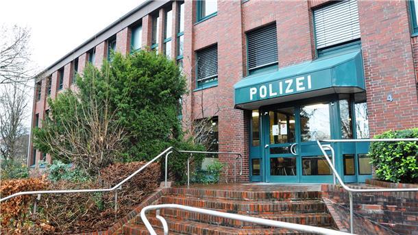 Ungewöhnlich, aber wahr: Eine Privatperson hat der Nordenhamer Polizei sein gesamtes Vermögen vererbt. Unser Bild zeigt das Polizeigebäude an der Walther-Rathenau-Straße.