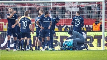 Union musste wegen des Feuerzeugwurfs eine Stellungnahme abgeben.