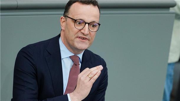 Unionsfraktionschef Spahn setzt auf frühzeitige Vorbereitungen, falls eine Wehrpflicht doch noch nötig wird.