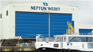 Viking Hervor bei Neptun Werft