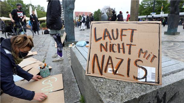 Unterwandern Rechtsradikale den Protest gegen die Corona-Maßnahmen?