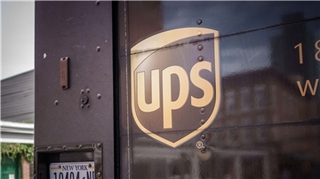 UPS erwartet für dieses Jahr einen leichten Umsatzanstieg auf rund 92 bis 94,5 Milliarden Dollar.