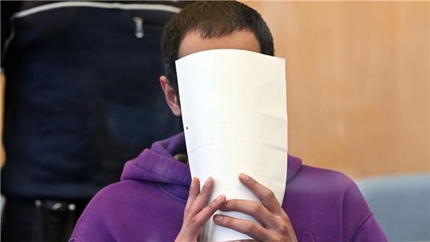Urteil gegen mutmaßliche IS-Terroristen verkündet. (Archivbild)