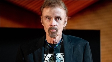 T.C. Boyle erzählt von einer gefährlichen Dreiecksgeschichte US-Bestsellerautor T.C. Boyle lässt in seinem neuen Roman zwei Männer aneinandergeraten, die sich nicht ausstehen können. (Archivfoto)