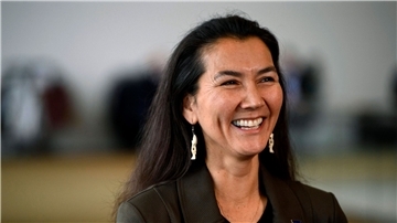 US-Demokratin Mary Peltola ist die erste Frau und die erste Ureinwohnerin, die für Alaska ins Repräsentantenhaus einzog.