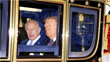 US-Präsident Trump und König Charles: Kutschenfahrt nach Windsor 