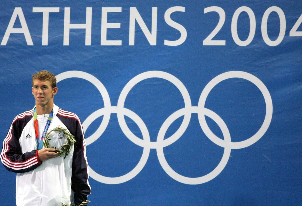 Freitag, der Dreizehnte: 13 erfreuliche Ereignisse US-Schwimmstar Michael Phelps war bei den Olympischen Spielen 2004 in Athen siegreich. (Archivbild)