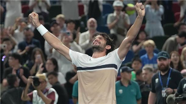 Valentin Vacherot feiert beim Shanghai Masters den größten Erfolg seiner Karriere. 