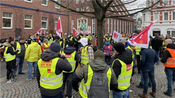 Verdi hat für Montag zum ganztägigen Streik im öffentlichen Dienst aufgerufen.