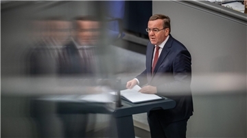 Verteidigungsminister Boris Pistorius (SPD) im Bundestag.