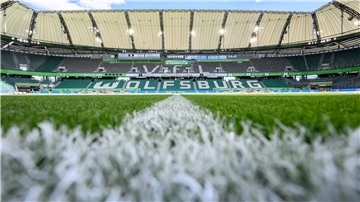 Niederländer sauer: Wolfsburg-Transfer sorgt für Ärger VfL Wolfsburg.