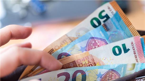 Viele Arbeitnehmer in Deutschland haben bereits eine steuer- und abgabenfreie „Inflationsausgleichsprämie“ erhalten.