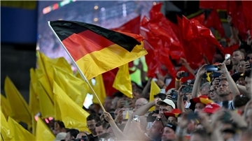 Viele Fans sorgen im Stadion für Stimmung. Sie wollen dabei keine Influencer unter sich.