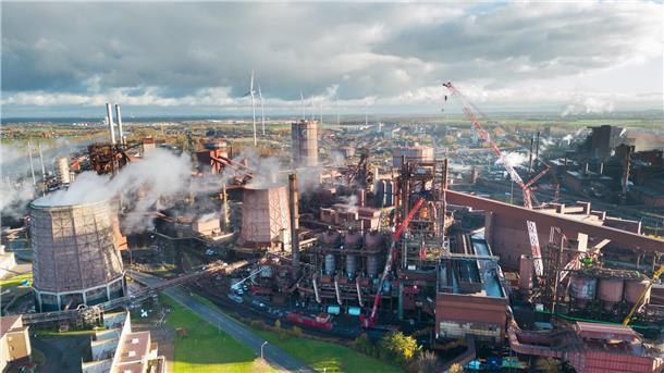 Wirtschaftsstandort Niedersachsen in Gefahr? Viele Industrieunternehmen klagen über hohe Abgaben, steigende Energiekosten und überbordende Bürokratie. (Symbolbild)
