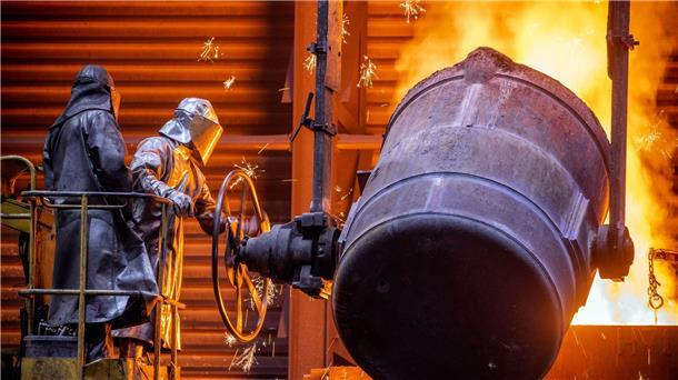 Viele Industriezweige benötigen besonders viel Energie. Die derzeitige Krise trifft sie besonders hart.