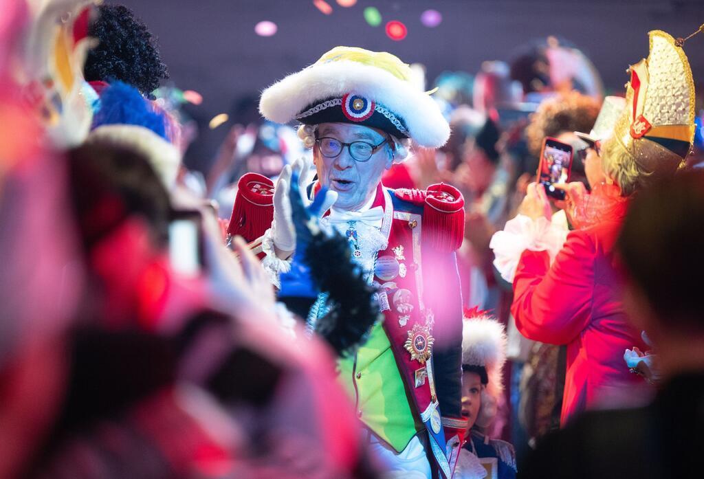 Helau! 70 Jahre „Mainz bleibt Mainz“ Viele klassische Kostüme sind in der Mainzer TV-Fastnacht zu sehen.