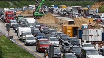  Autobahn A7 in Höhe Hamburg-Bahrenfeld 