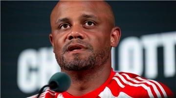 Vincent Kompany äußert sich zur WM-Rolle von Manuel Neuer.
