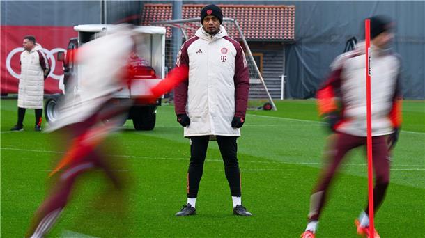 Vincent Kompany hat seine Spieler und die Partie gegen Donezk im Blick.