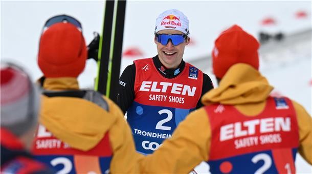 Vinzenz Geiger bringt Gold für Deutschland ins Ziel.