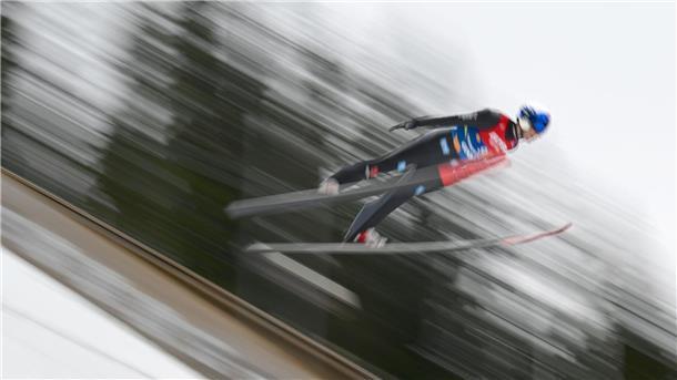 Chancen auf erstes Gold: Norweger bei WM disqualifiziert Vinzenz Geiger springt für Deutschland.