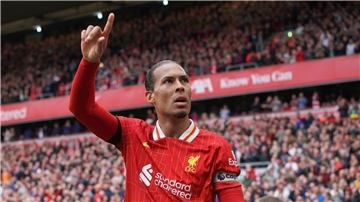 Virgil van Dijk sichert den Reds Big Points. 