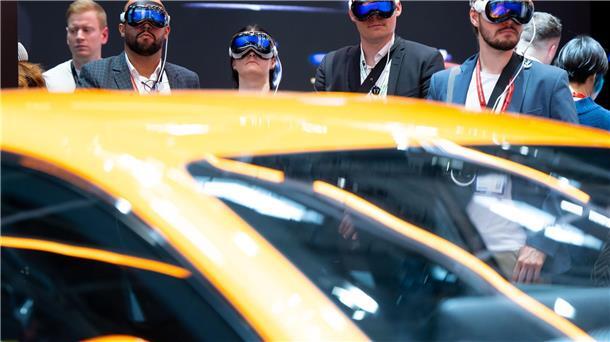 Bilder des Tages Virtuelle Realität auf der IAA