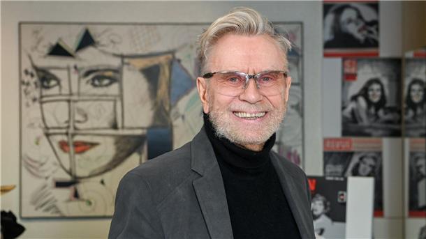 Mr. Lipstick: „Männer sollten mehr Lippenstift tragen“ Visagist Koch stellt Lippenstifte aus. (Archivbild)