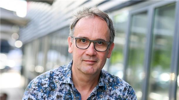 Volker Kutschers neuer Roman „Transatlantik“ Volker Kutscher erzählt die Geschichte von Gereon Rath weiter.