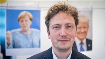 Volker Schwabe ist darauf spezialisiert, Gesichter zu analysieren.