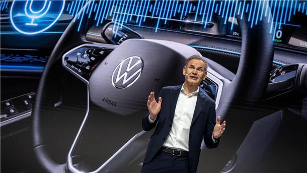 VW-Chef: Lage alarmierend - Kritiker sehen Missmanagement Volkswagen-Chef Oliver Blume zeichnet ein dramatisches Bild der Lage. (Archivbild)