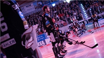 Voll fokussiert auf das zweite Finalspiel: Jan Urbas, Kapitän der Fischtown Pinguins.