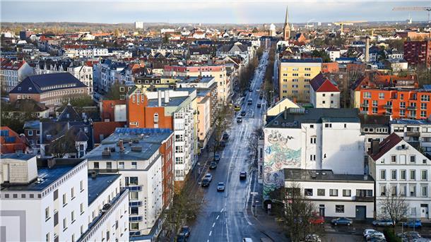 Enteignungen: Bremerhaven greift bislang nicht zum letzten Mittel Vom Hochhaus Freigebiet 1 hat man einen guten Blick auf die Stadt. In Lehe befinden sich einige Schrottimmobilien.
