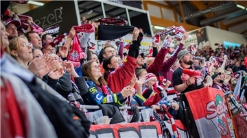  „Ich dachte, ‚Ach, du Schande!‘“: Fans geben Gefühlseinblicke nach Spiel Eins