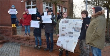 Vor sechs Wochen haben sie noch protestiert, jetzt können sie sich freuen: Der Kreis baut eine neue Förderschule in Cuxhaven.