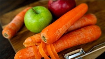 Vorgeschlagen wird etwa, die Mehrwertsteuer unter anderem für Obst und Gemüse aus der EU in Bio-Qualität zu streichen.